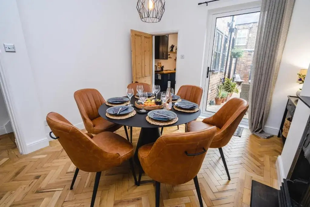 Best Stays York - Bishy Road Abode