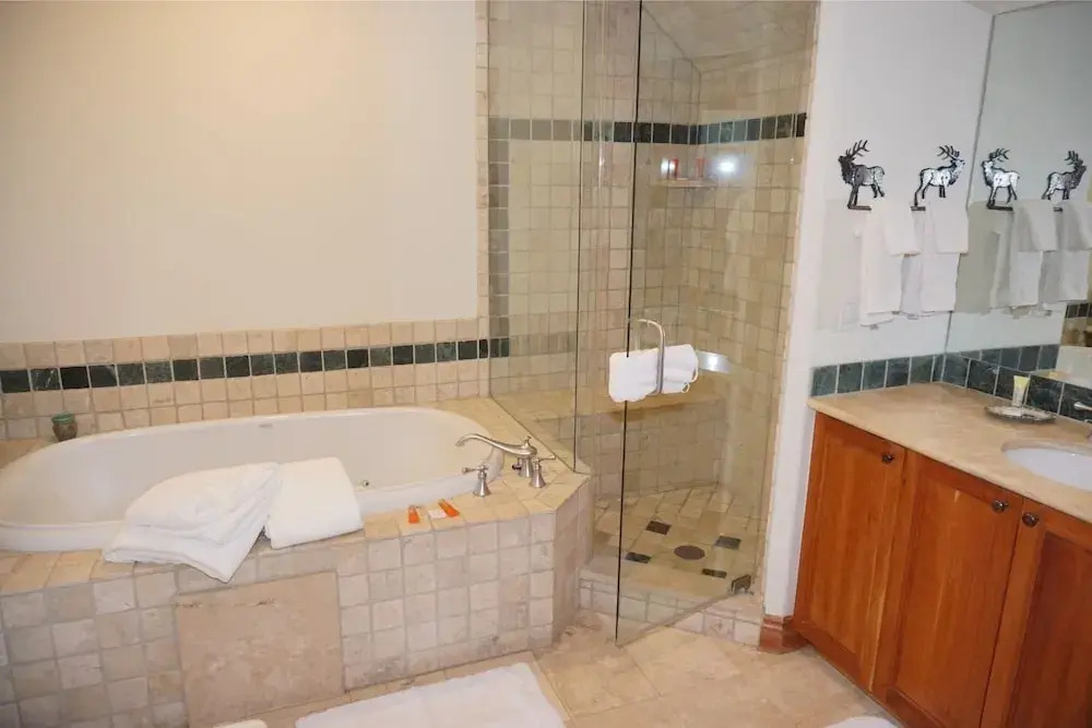 Pine Meadows 124 4 Bedroom Townhouse