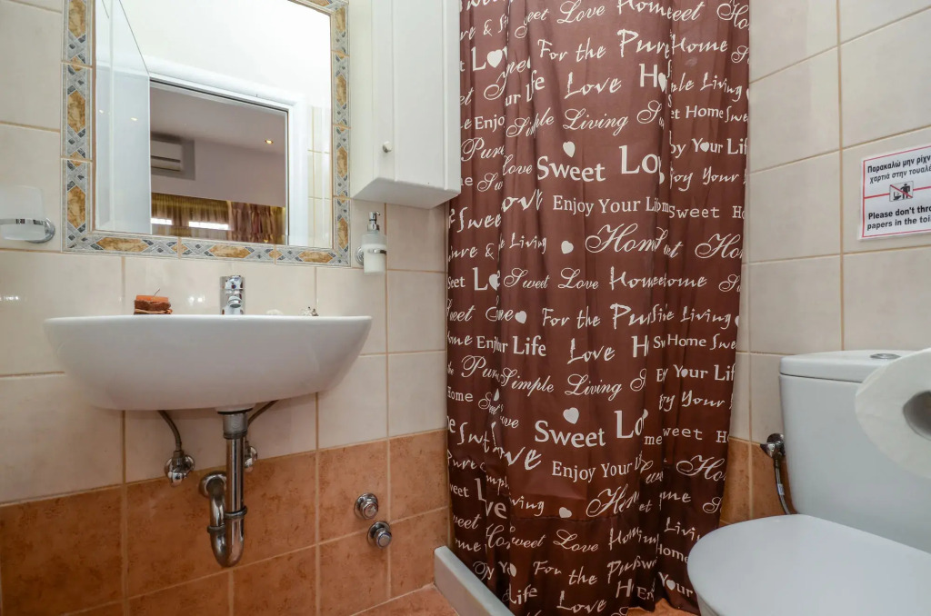 Panormos Hotel and Studios