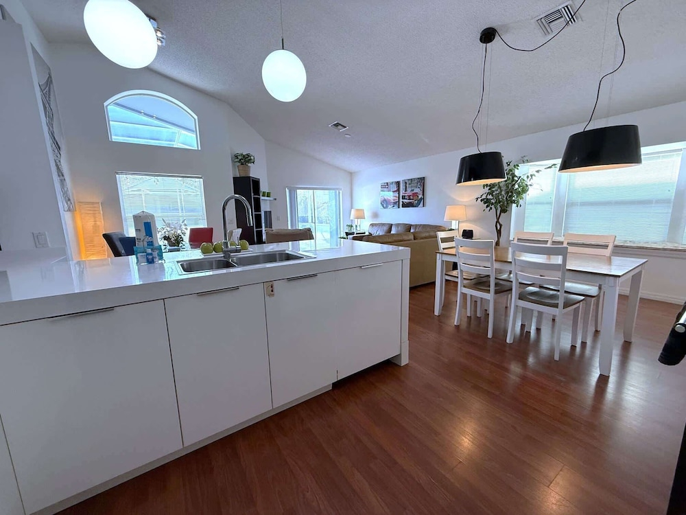 South Facing Villa - Modern Finishes