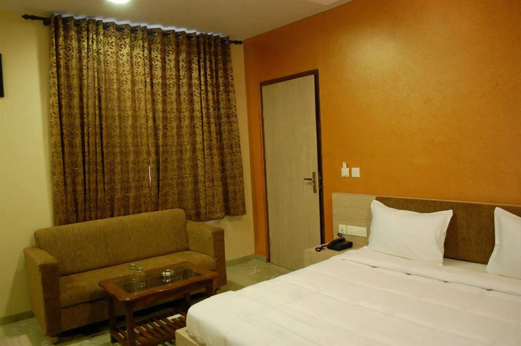 Royal View Hotel