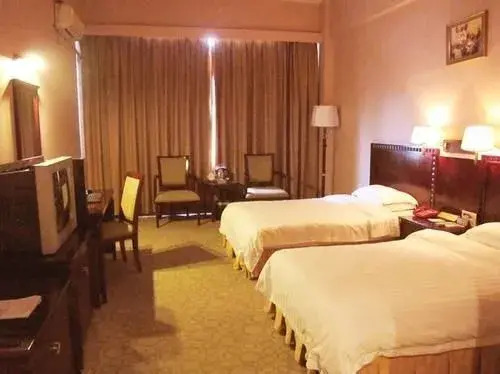 Qinzhou Yihao Hotel