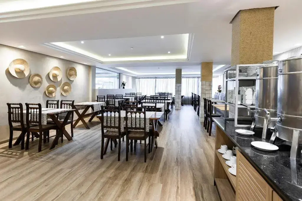 H Hotel