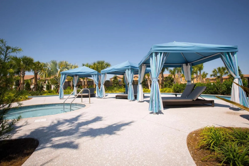 Resort Townhome wPRIVATE Pool & BBQ, near Disney