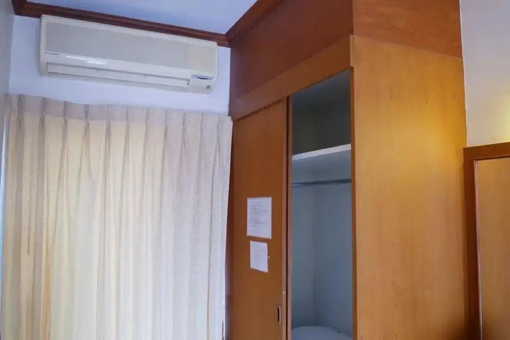 Jed Pee Nong Hotel โรงแรมเจ็ดพี่น้อง