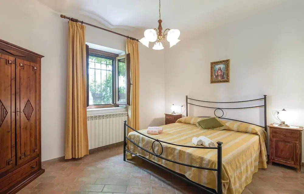 Stunning Home in Acquasparta -tr- With Wifi and 9 Bedrooms