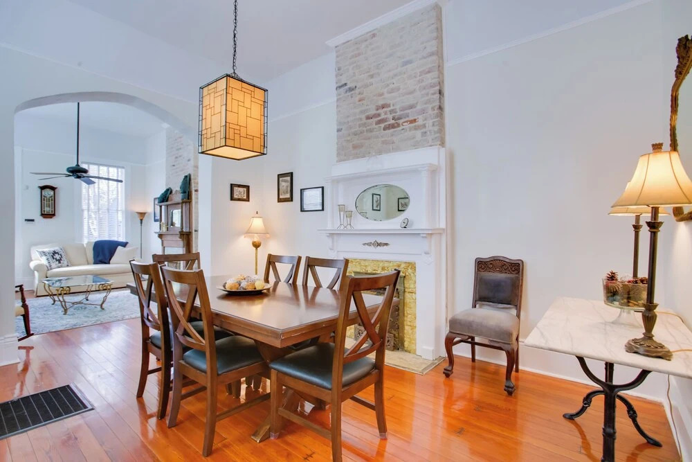 Historic Townhome - 2 Mi to French Quarter!