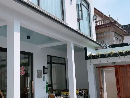 Lanhu Xiaozhu Hostel