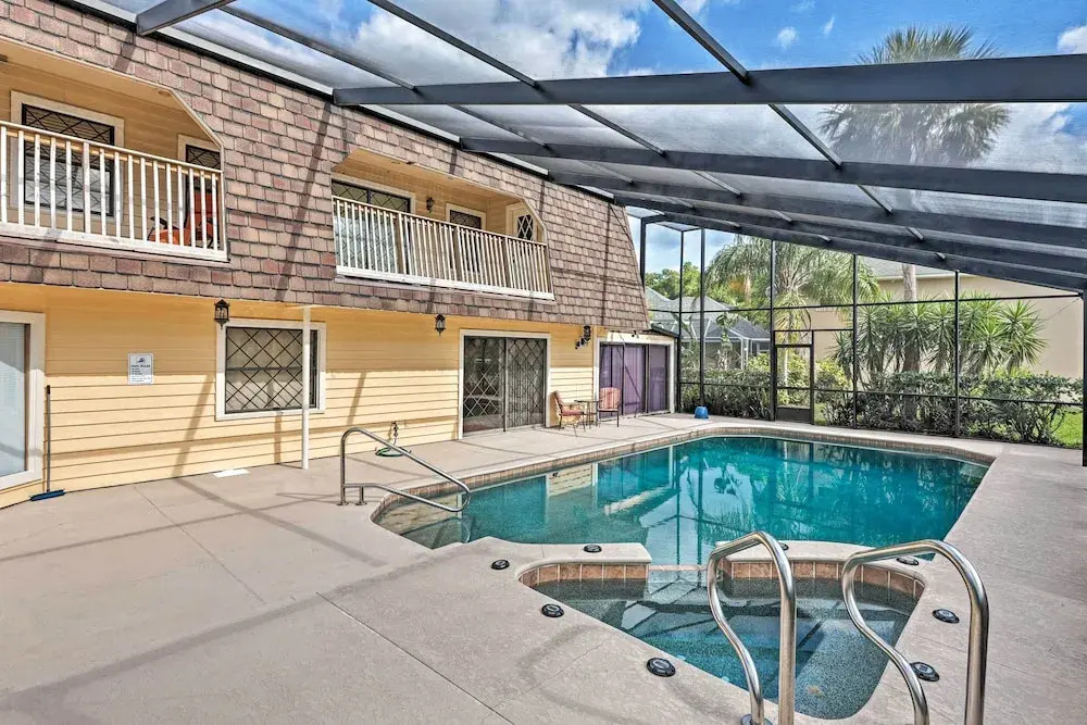 The Aviators Dream: Pool, Spa & Private Runway
