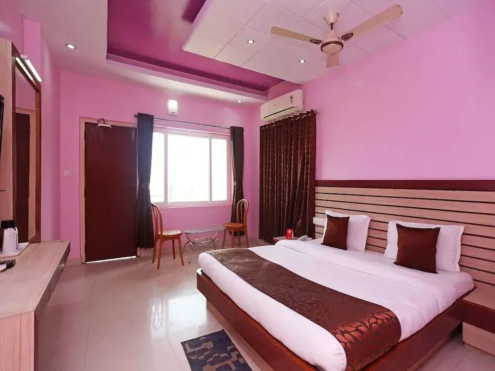OYO 10046 Hotel Swarna Villa