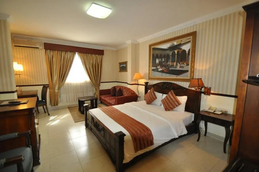 S79 Sunflower Hotel & Spa