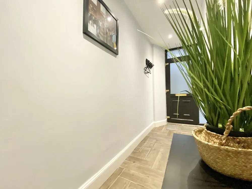 Premium 4 bed Apartment, West End of Glasgow
