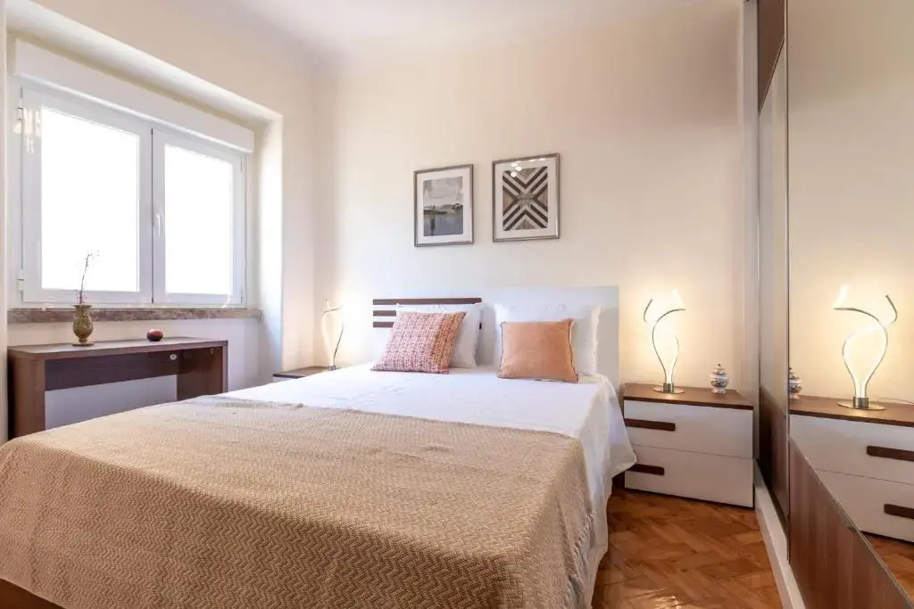 Campolide Lisbon Apartment