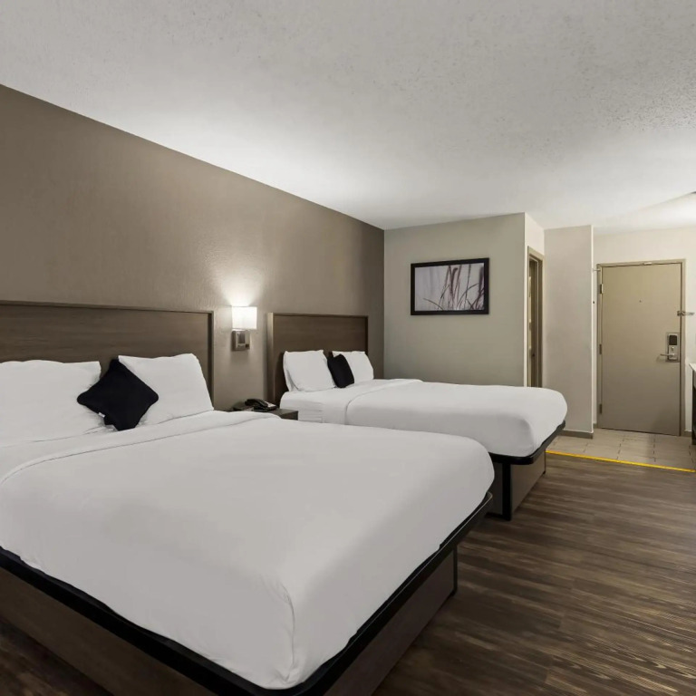 Red Lion Inn & Suites Caseyville