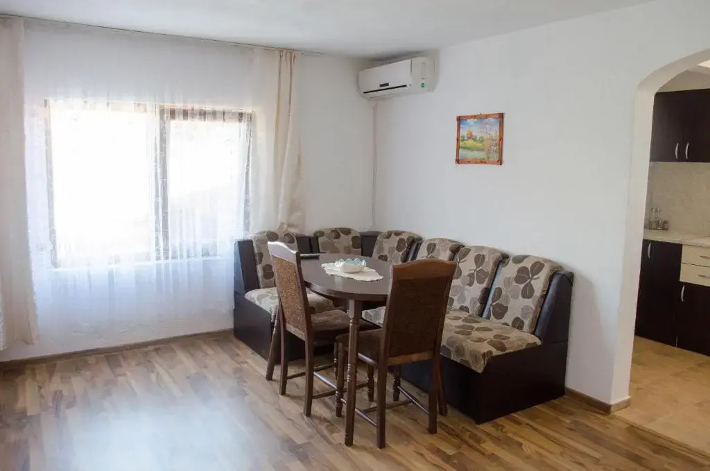Morski Rai Rooms