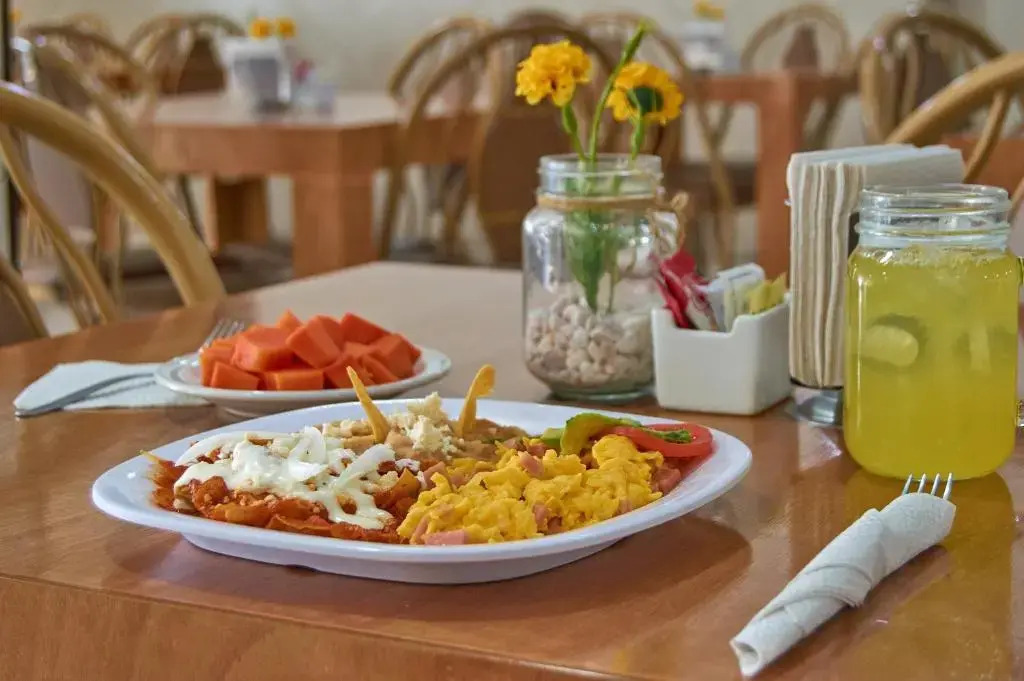 Hotel del Alba Inn & Suites