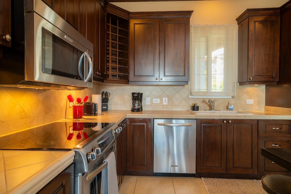 Altavista 4B 3 bdr Ocean View in Los Suenos