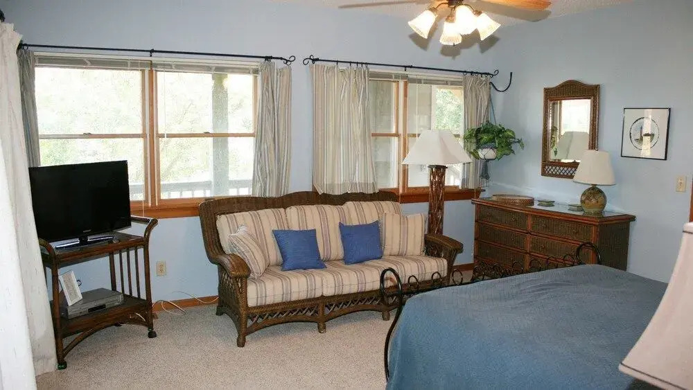 Zephyr - 5 Br Home
