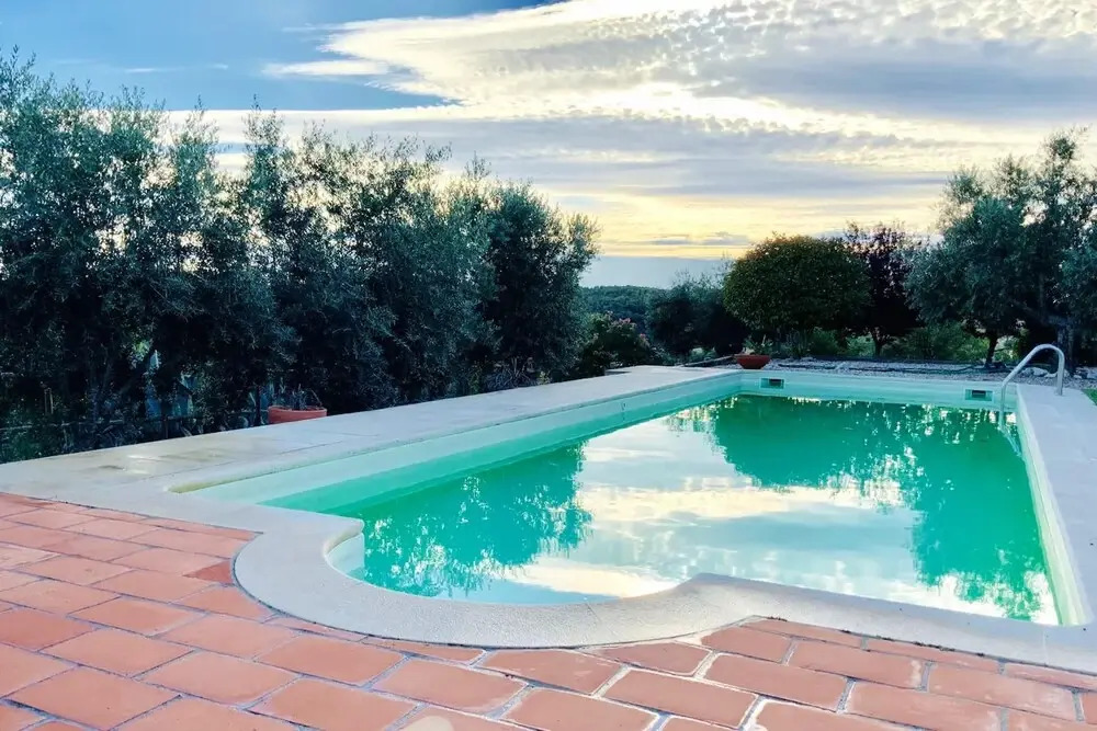 Villa With one Bedroom in Casais de Sao Bras , With Wonderful Mountain View, Shared Pool, Furnished Terrace