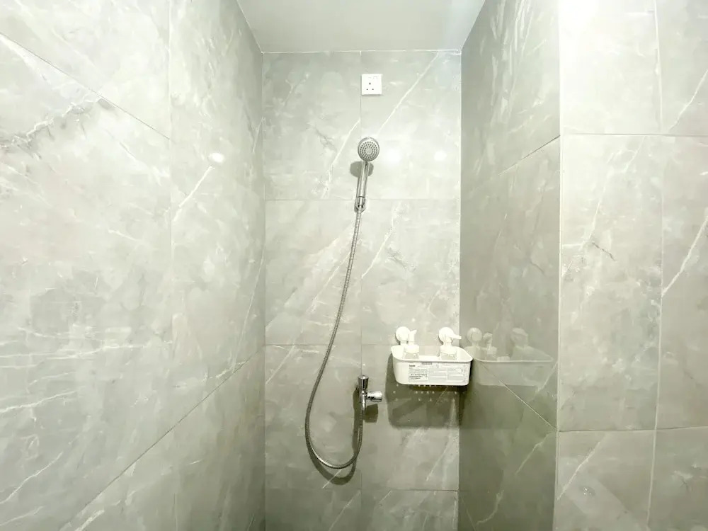 Comfy And Simply Look Studio Room Sayana Bekasi Apartment