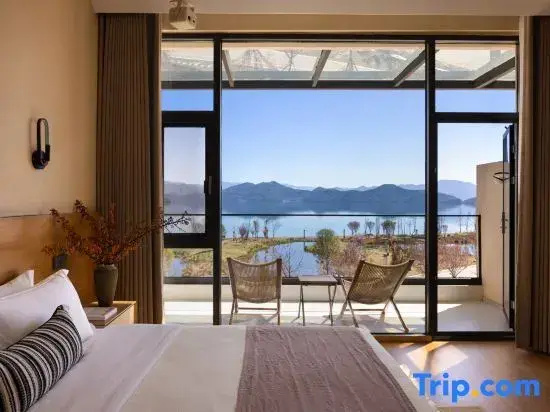 Lugu Lake Shanyu Lake View Resort Hotel (Daluoshui Branch)