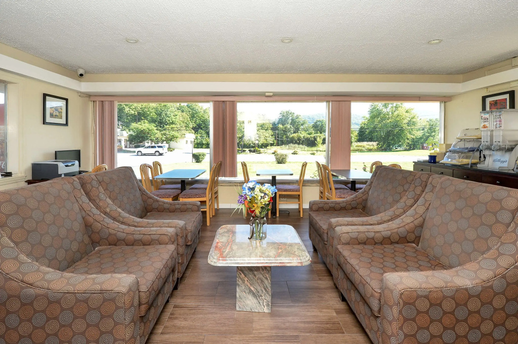 Americas Best Value Inn at Central Valley-Woodbury