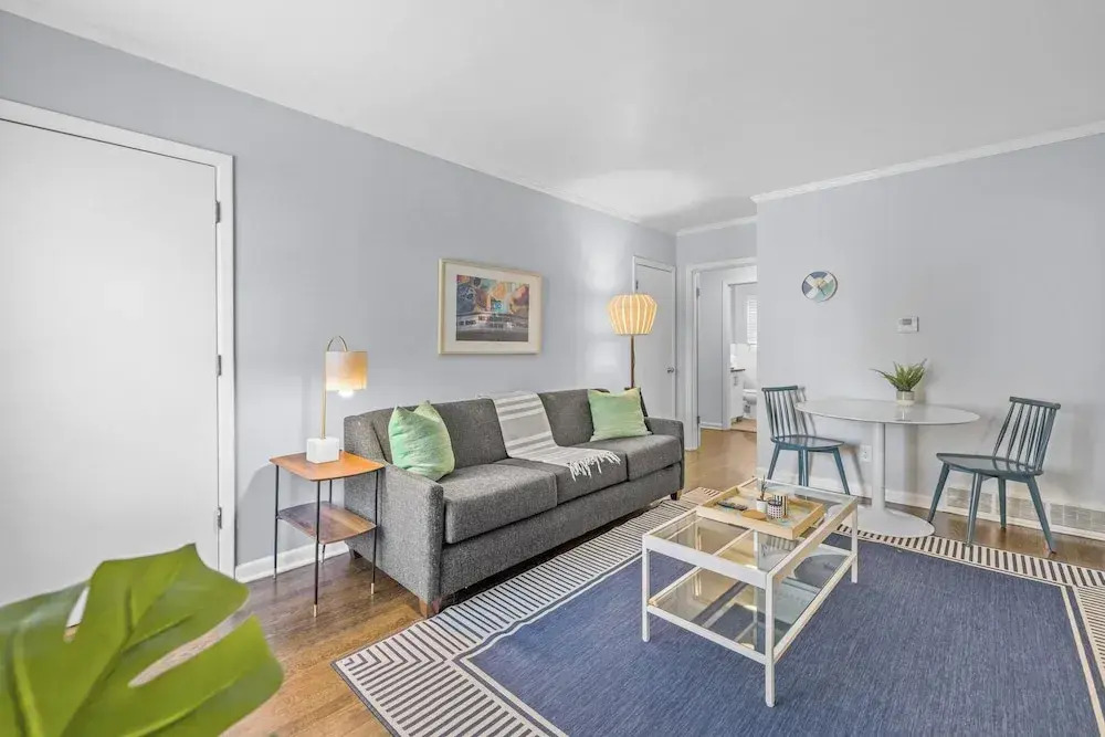881 Furnished Apartments