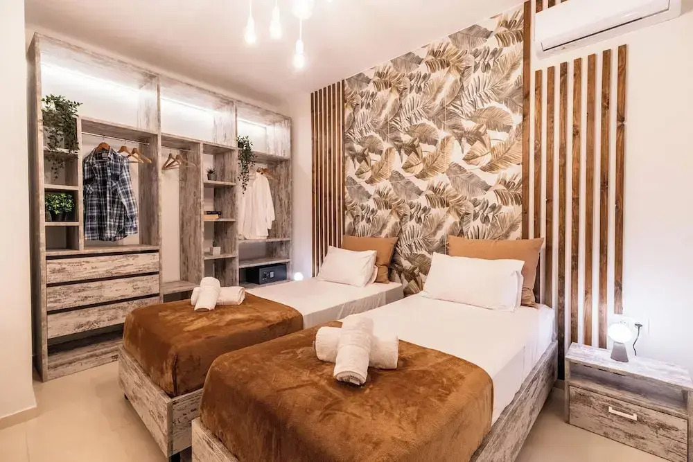 Semiso Beach Suites