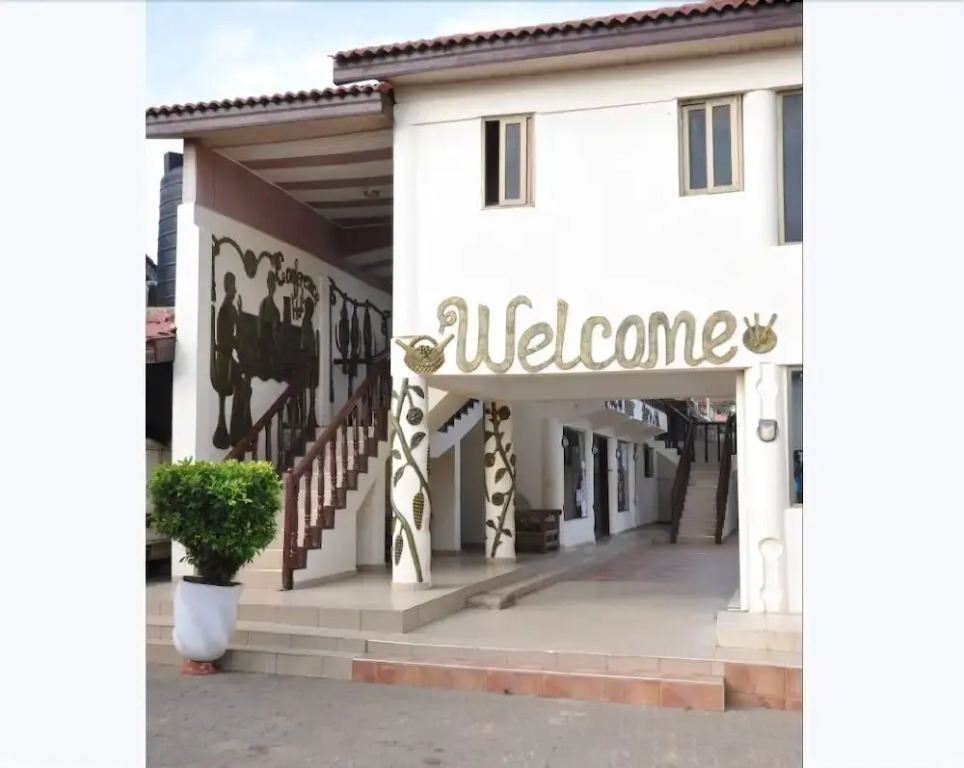 Diplomat Beach Resort