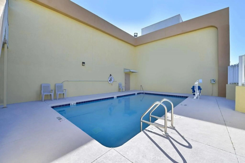 Travel Inn Winter Haven