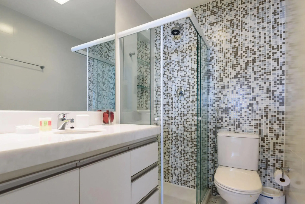 3 quartos a 200m da Praia de Ipanema | VP 220/801