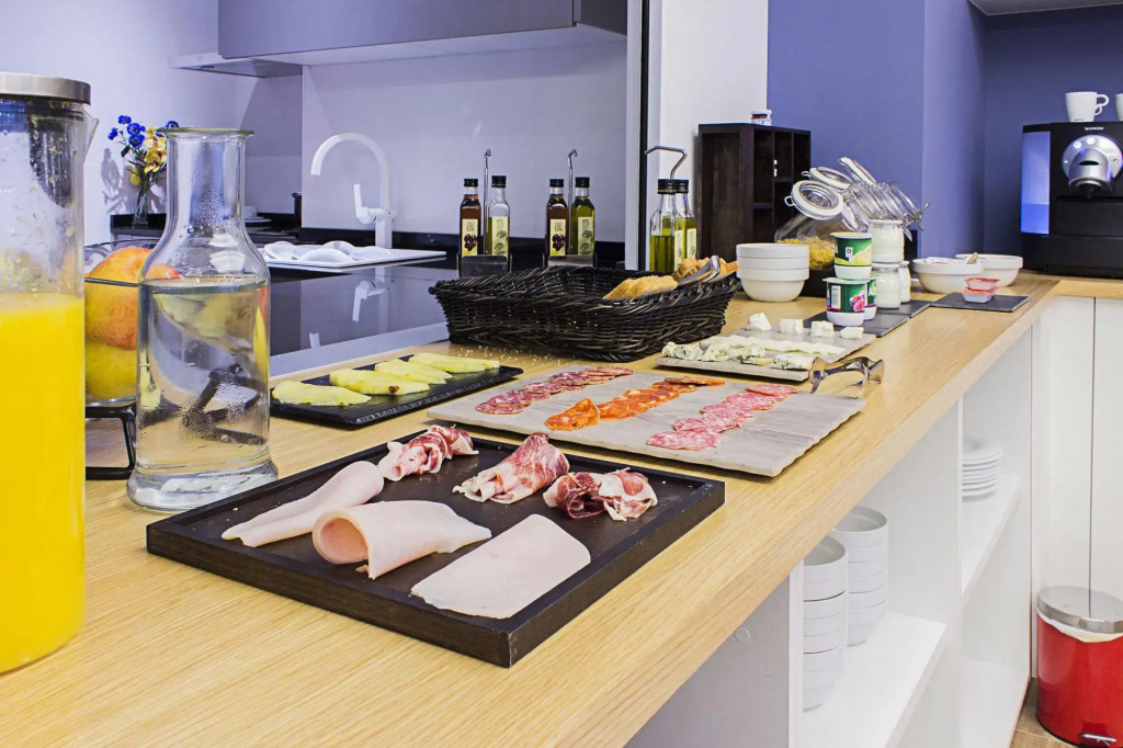 Apart-Suites Hostemplo