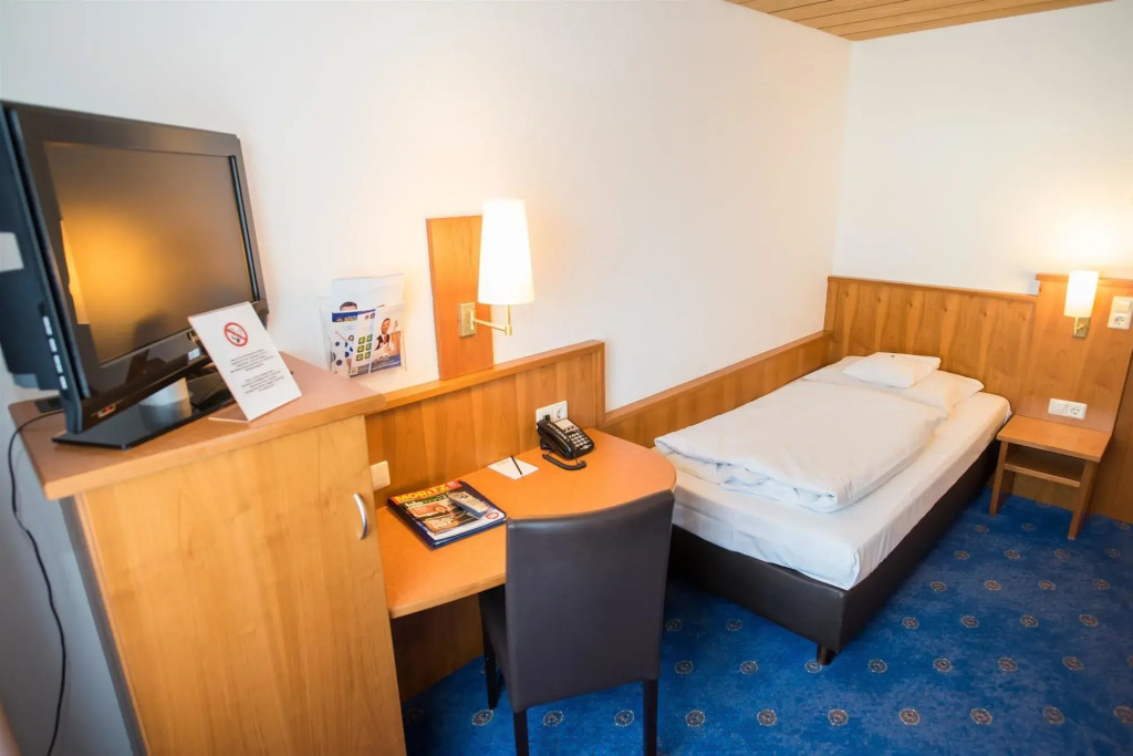 Luna Inn Stuttgart City