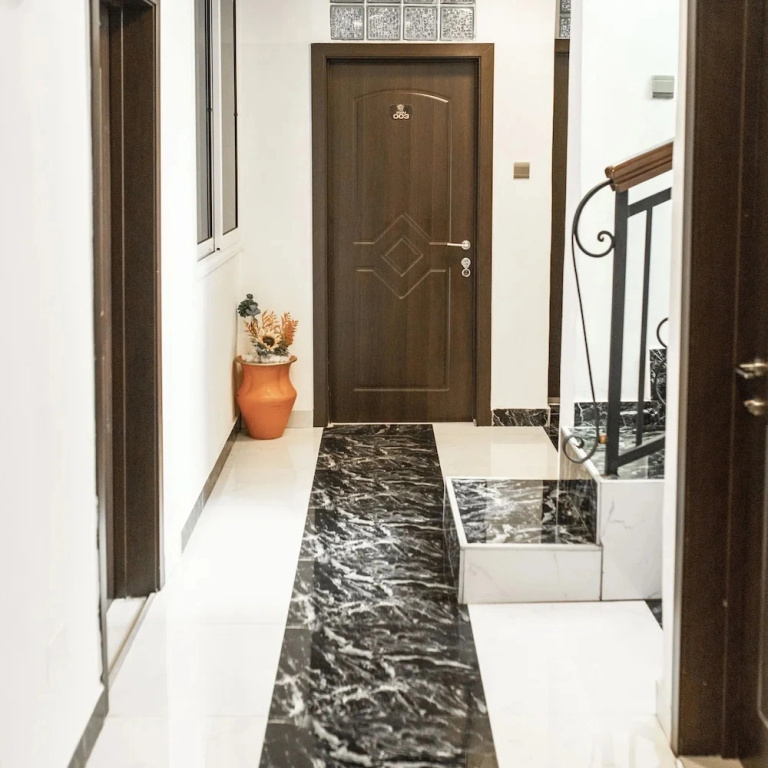 Aduk Guest House