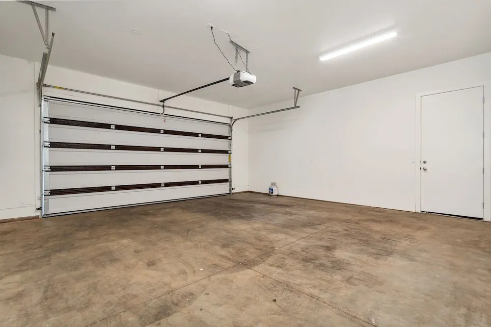 7 At Bloomington Country Club 3 Bedroom Apts by Redawning