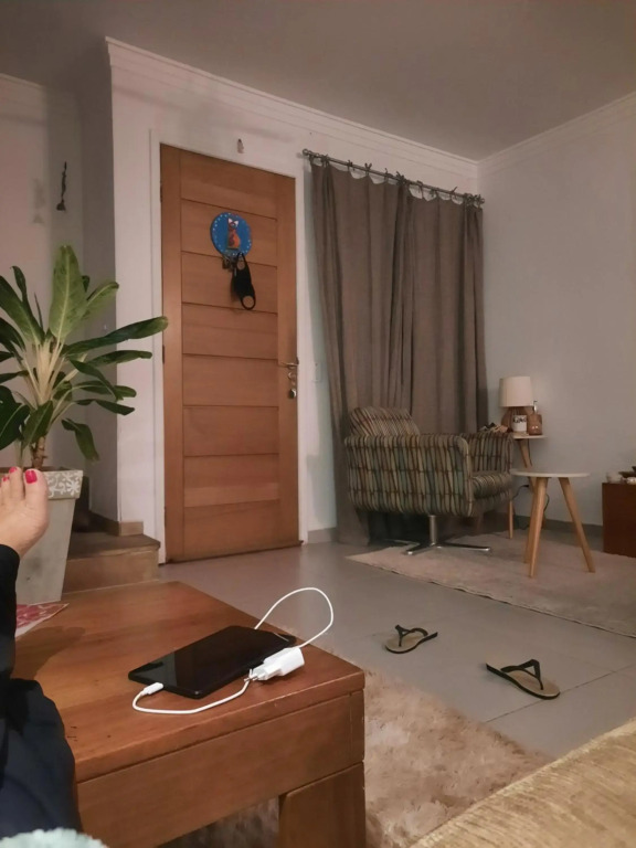 Charmosa casa em condominio com quintal
