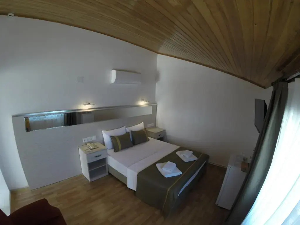 Yakamoz Otel