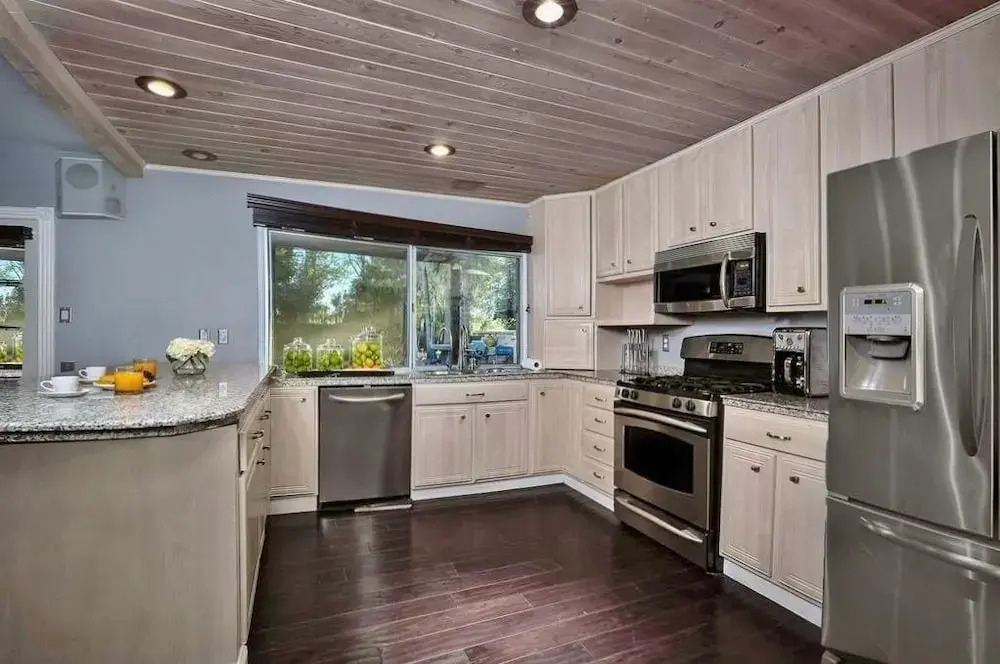 Delcoa Retreat 6br Scottsdale Pool House