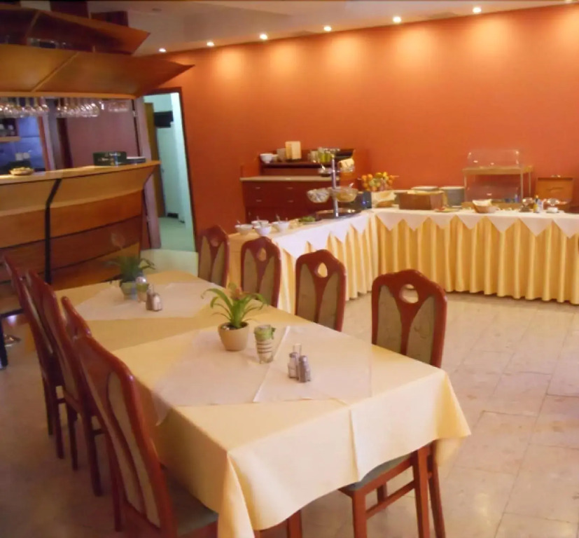 Sándor Hotel