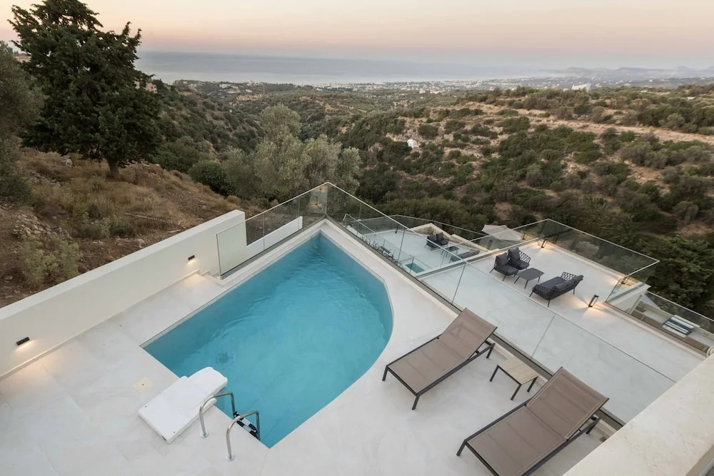 Villa Santa Ιrini 3 - With Heated Pool