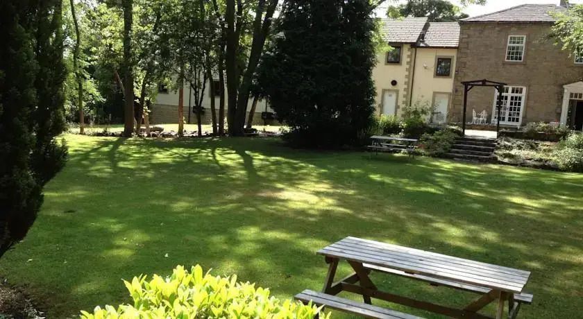 Alder House Hotel