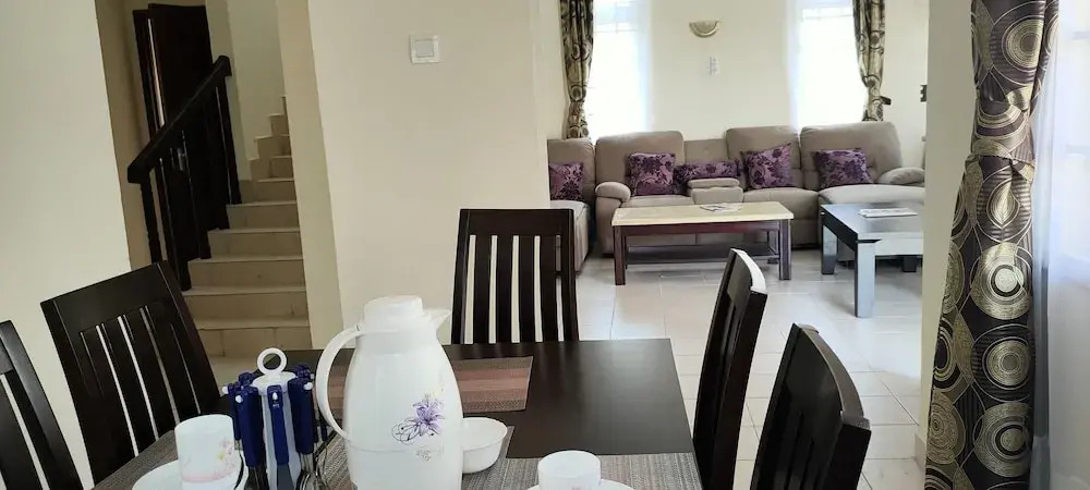 Azanza Mtwapa Holiday Home-B