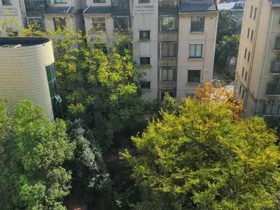 Mibai Art Hotel