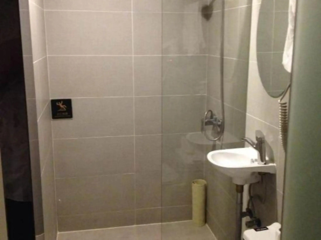 Z Hotel (Shanghai Xintiandi Hongfangzi)