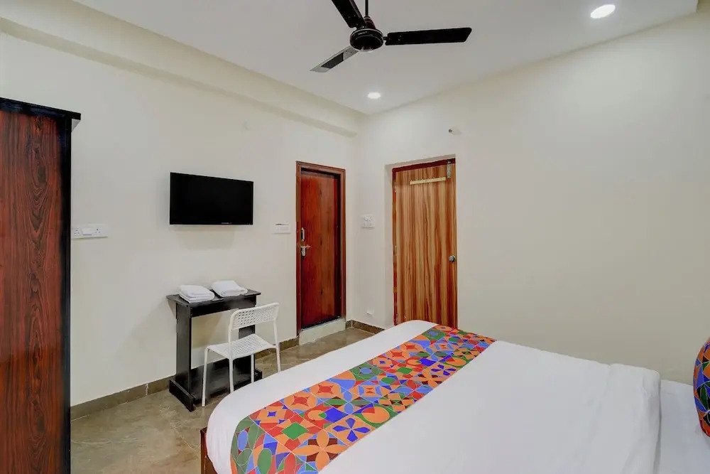 FabHotel Heaven 75