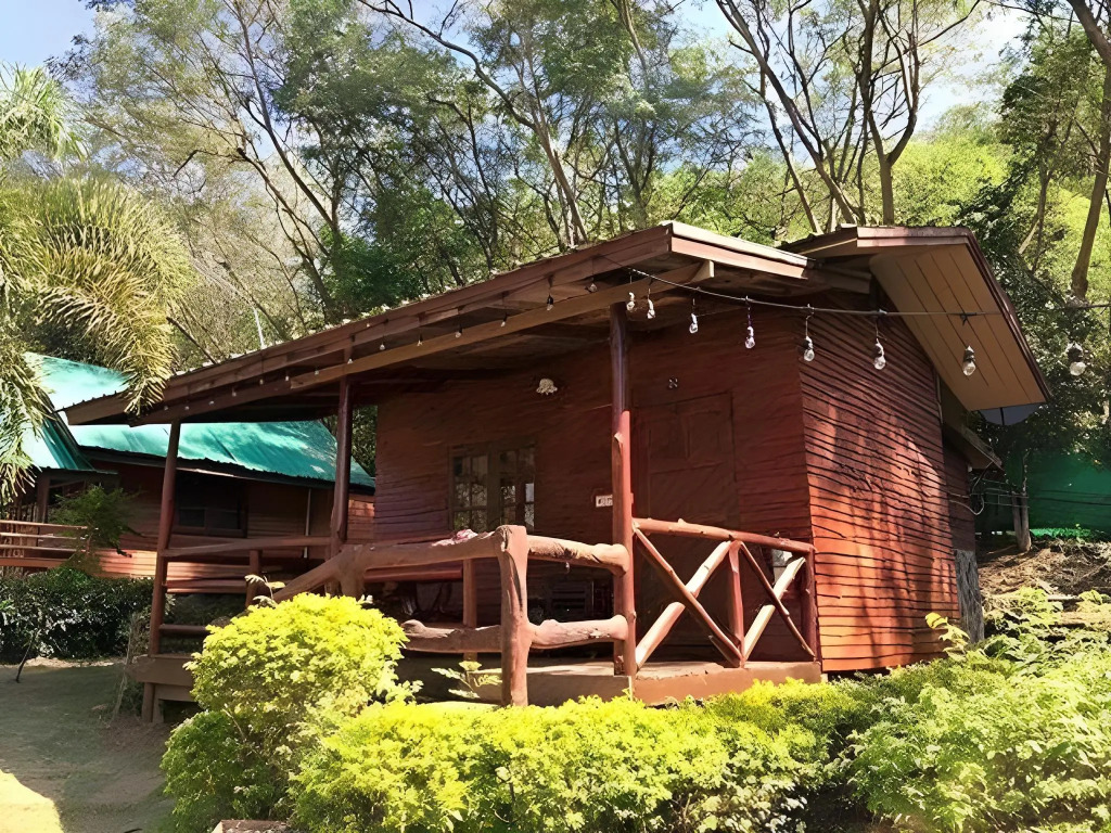 Thongsomboon Club Hotel
