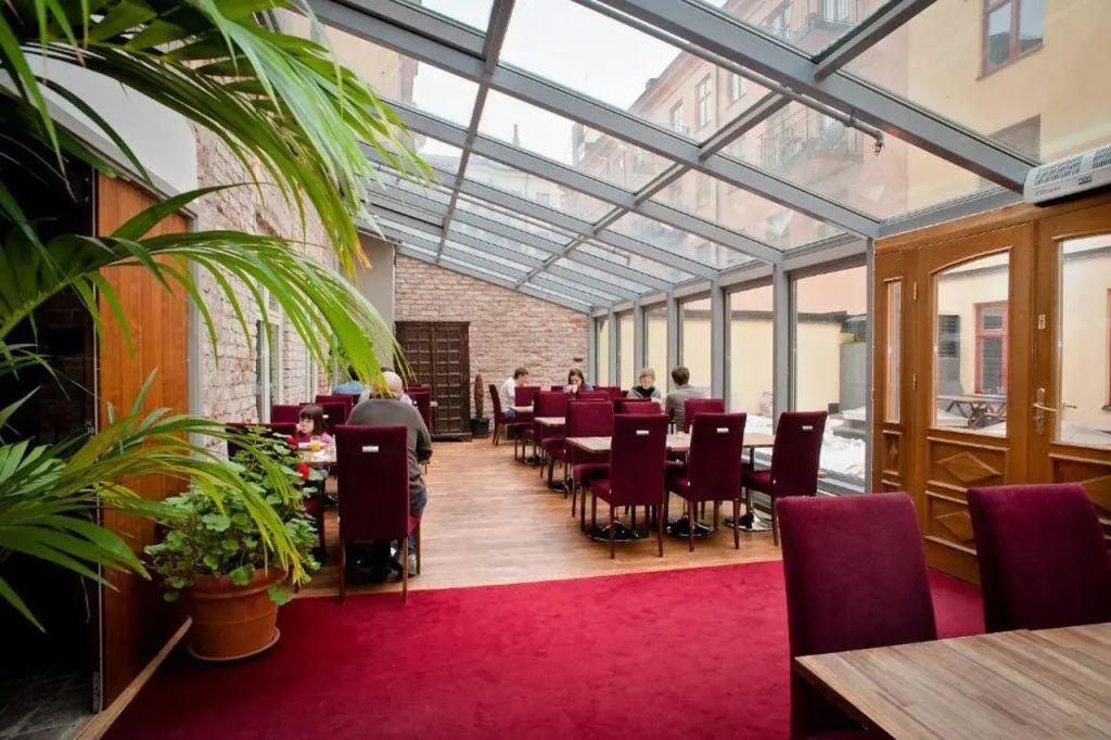 Rex Hotel
