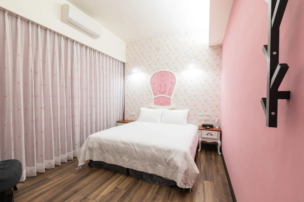 Peach blossom B&B