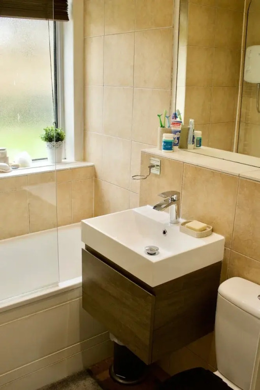 Ground Floor 2 Bedroom Flat