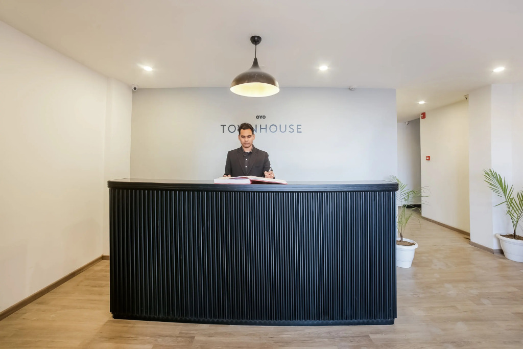 Townhouse Artemis Hospital Near Unitech Cyber Park